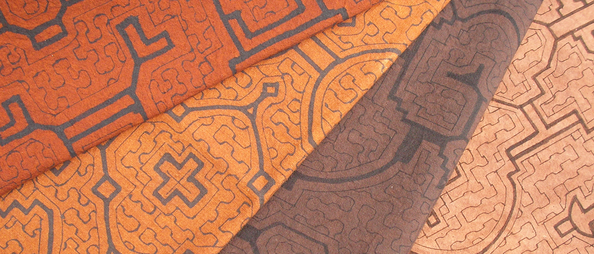 シピボ族の泥染め-アマゾン屋 - アマゾン・シピボ族の泥染め